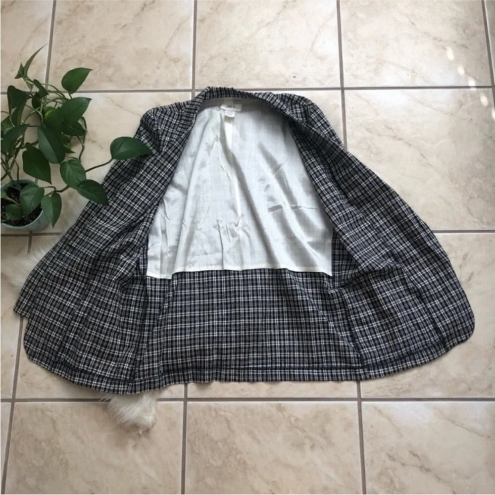 Vintage Plaid Blazer - Picture 6 of 6